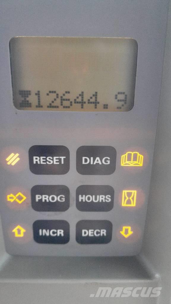 Case IH MX 270 Traktory