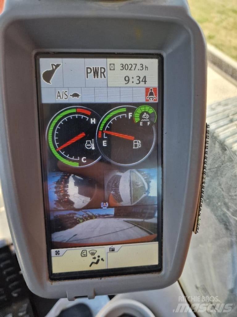 Hitachi ZX 210 LC-6 Pásová rýpadla