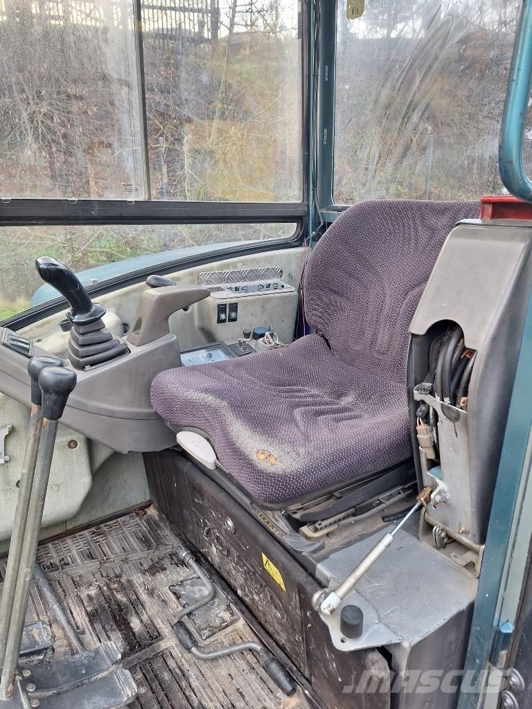 Volvo EC 25 Mini rýpadla < 7t