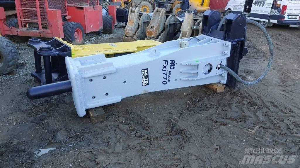 Furukawa FXJ 770 Bourací kladiva / Sbíječky