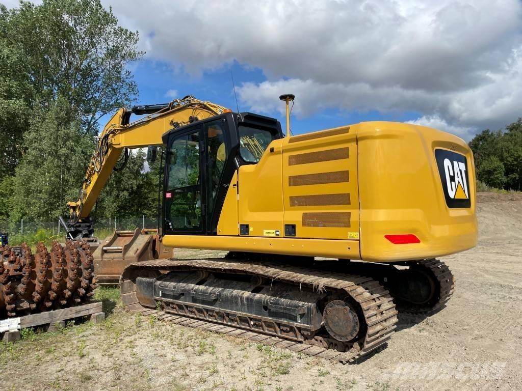 CAT 323 Pásová rýpadla