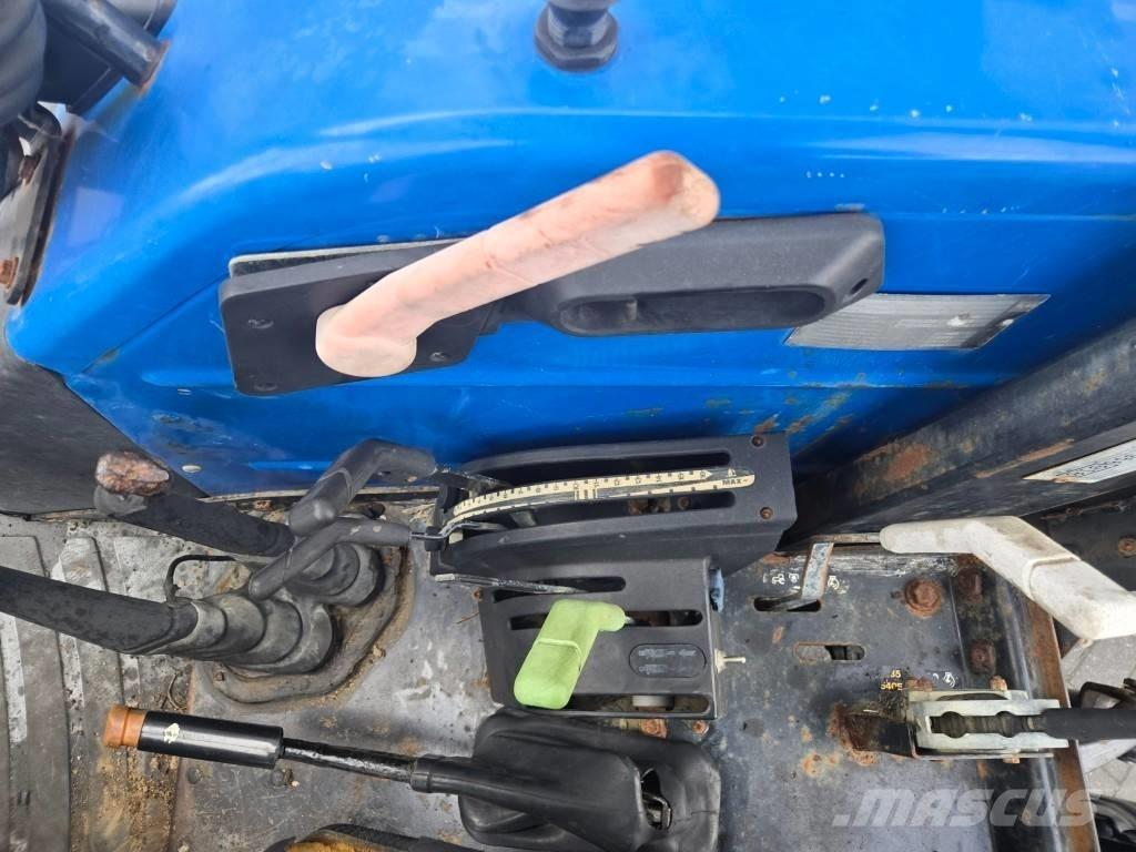 New Holland TL 90 A Traktory