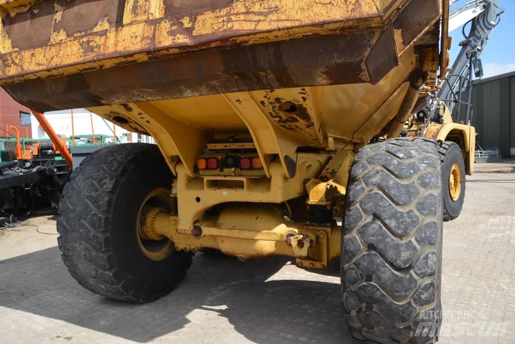 CAT 735 Kloubové dempry