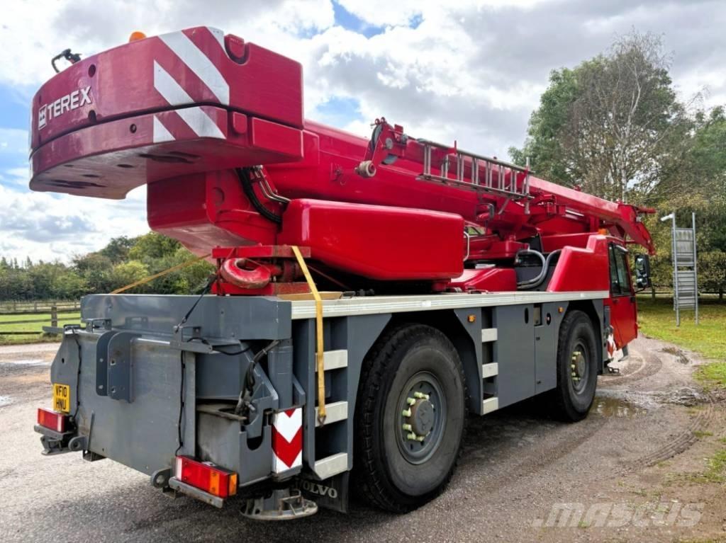 Terex AC40/2L Univerzální terénní jeřáby