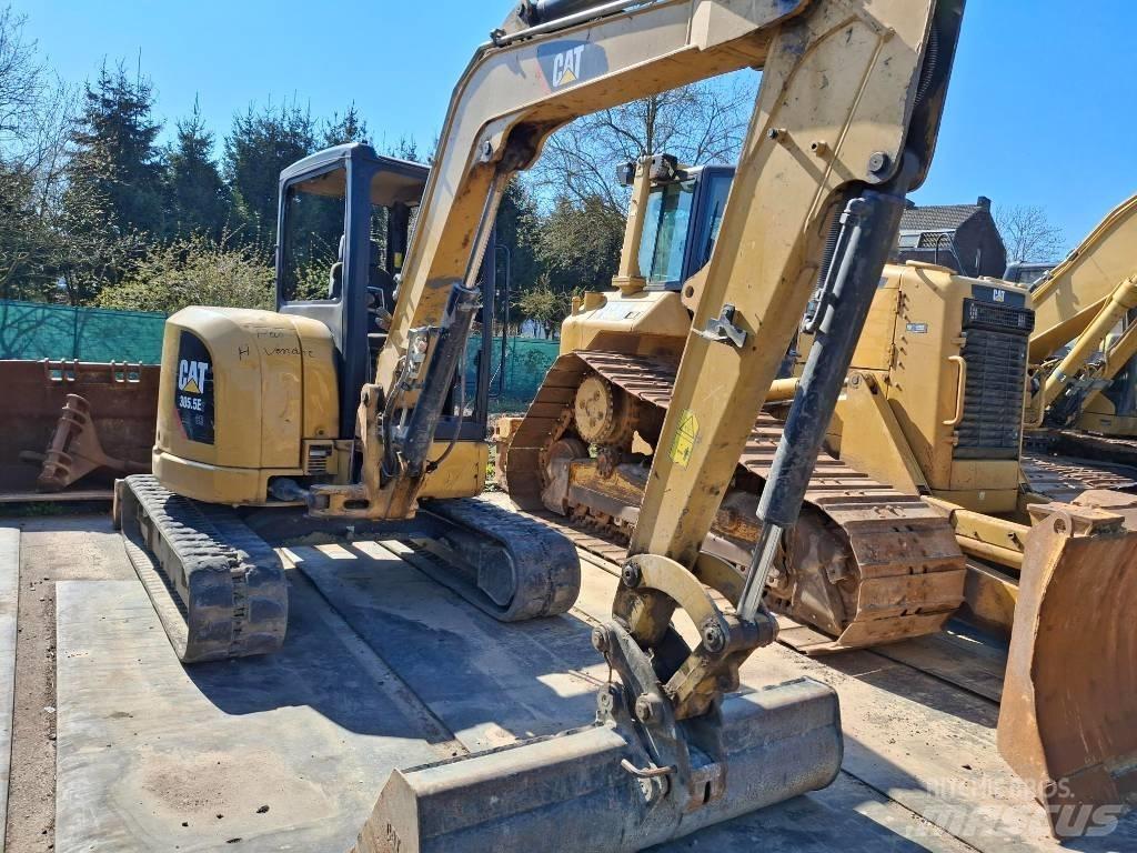 CAT 305 Mini rýpadla < 7t