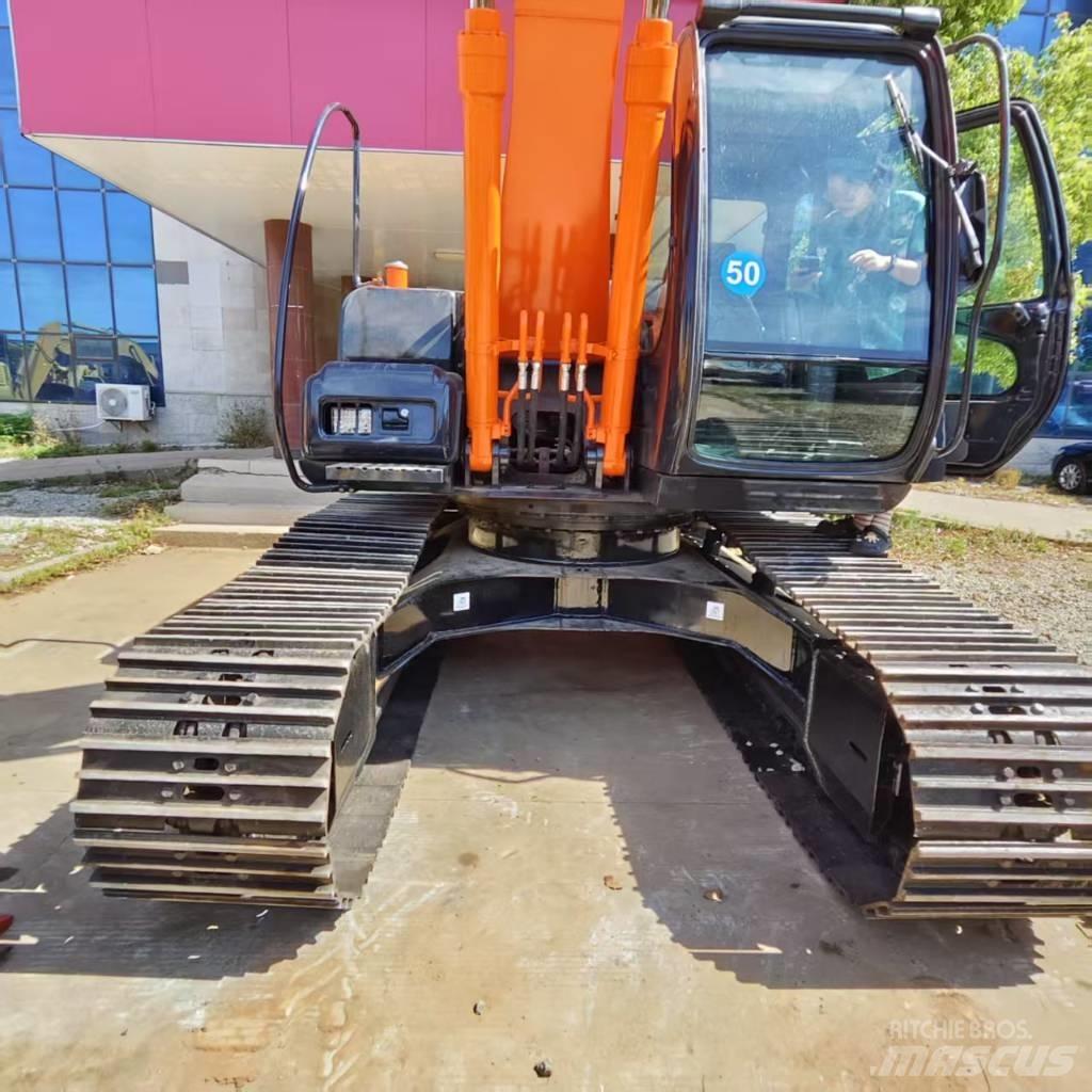 Hitachi ZX 130 Pásová rýpadla