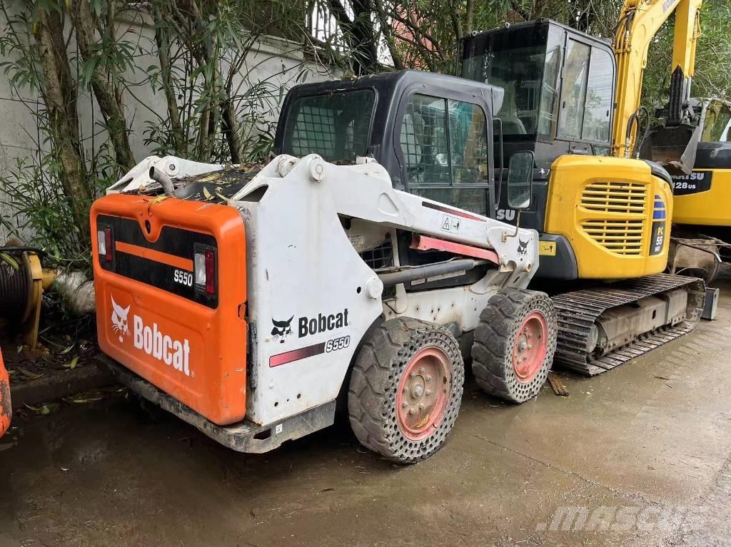 Bobcat S 550 Smykem řízené nakladače