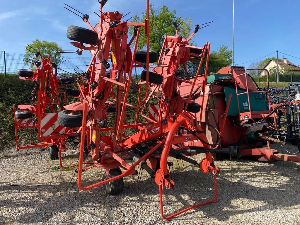 Kuhn GF8702 Obraceče a shrabovače sena