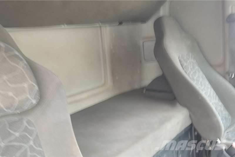 Daewoo KL3TX Další