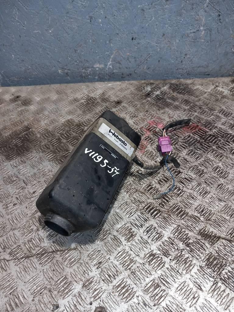 Volvo FH 12 20383404 Kabiny a interiér