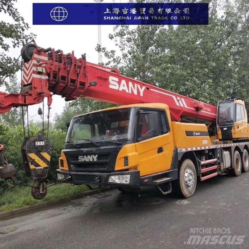 Sany STC 250 Univerzální terénní jeřáby