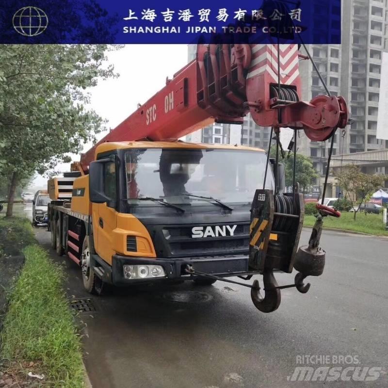 Sany STC 250 Univerzální terénní jeřáby