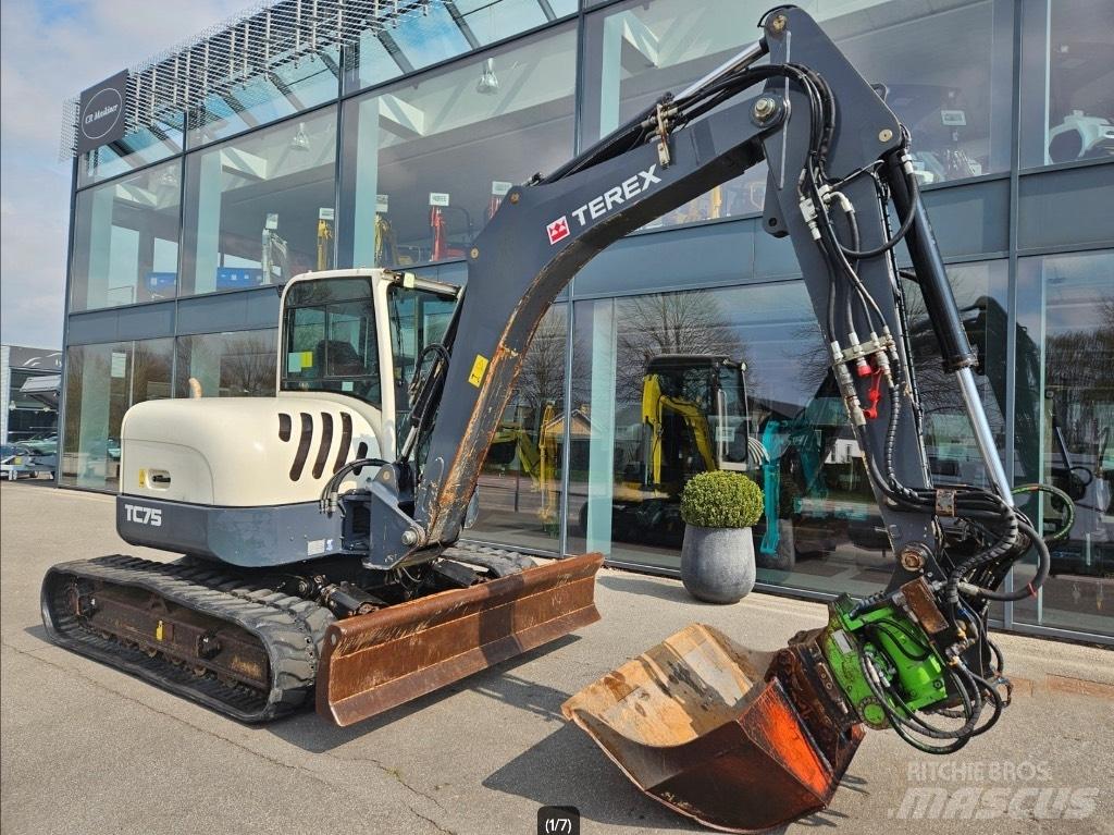 Terex TC 75 Midi rýpadla 7t - 12t