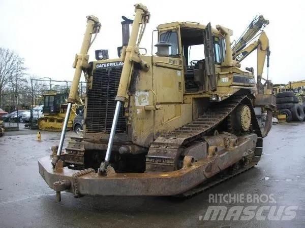 CAT D8N Pásové dozery