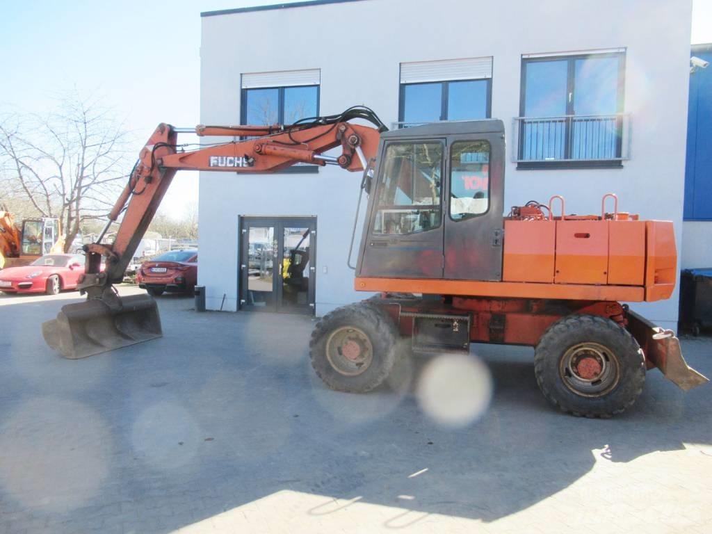 Fuchs 712M Kolová rýpadla