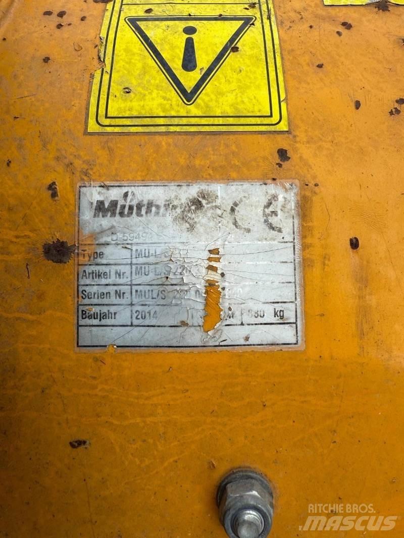 Müthing MU/L 220 Stroje na sklizeň pícnin-příslušenství