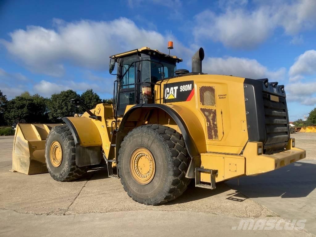 CAT 980M Kolové nakladače