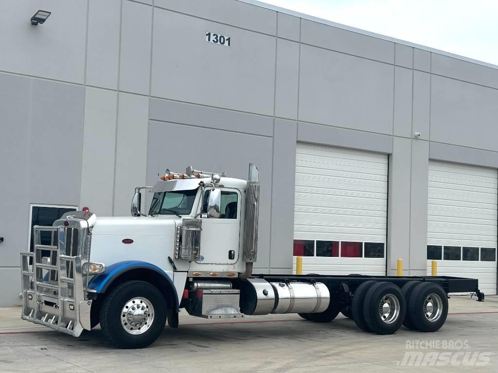 Peterbilt 389 Tahače
