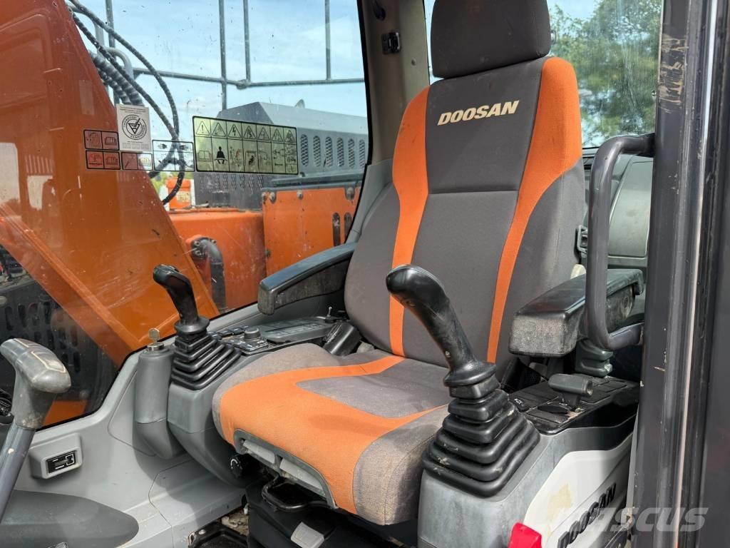 Doosan DX 140 LCR-5 Pásová rýpadla