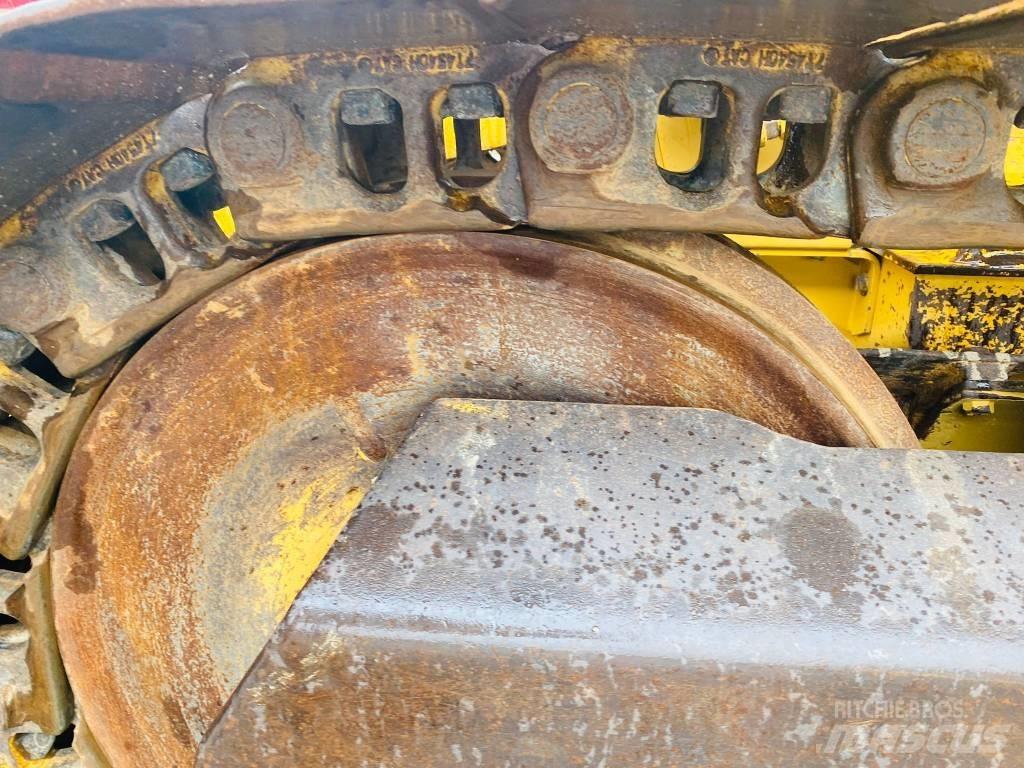 CAT 953 C Pásové nakladače