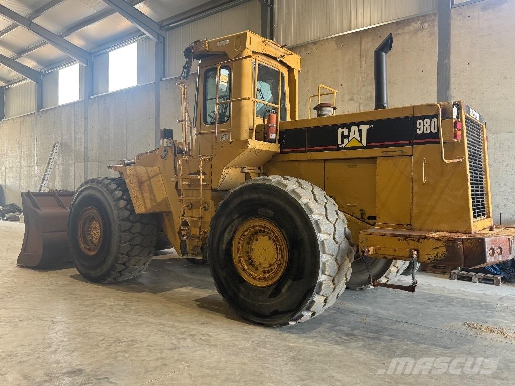 CAT 980 F Kolové nakladače