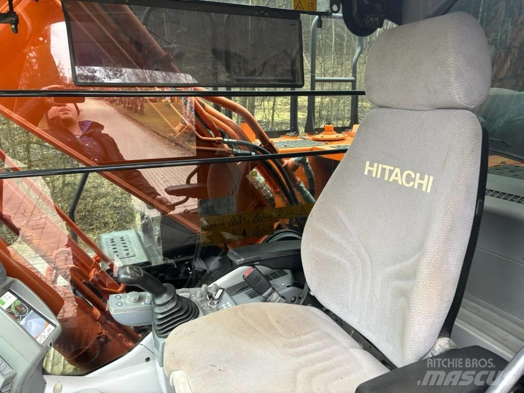 Hitachi ZX 210-6 Pásová rýpadla
