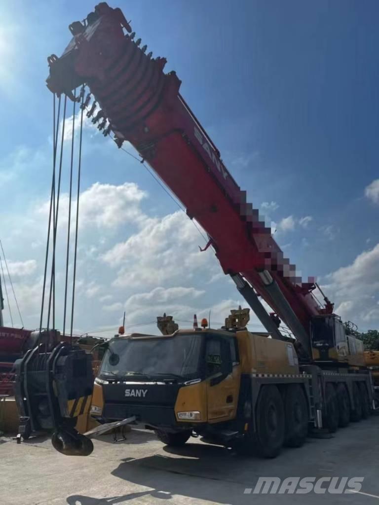 Sany SAC5000C8 Univerzální terénní jeřáby