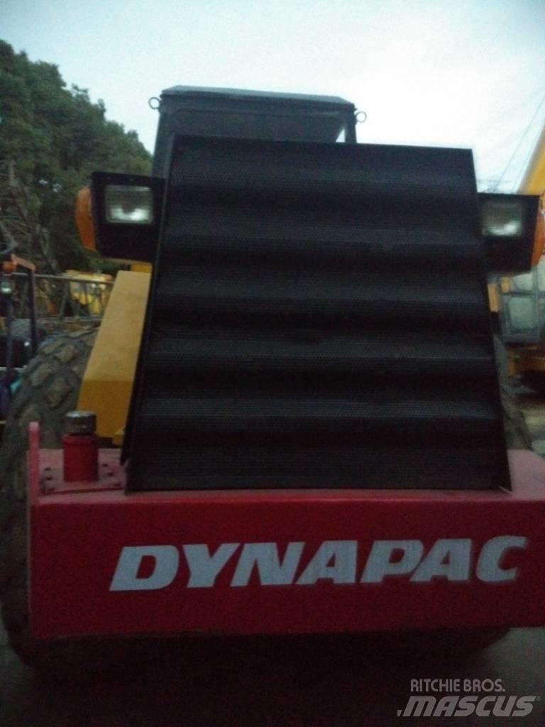 Dynapac CA 251 D Tahačové válce