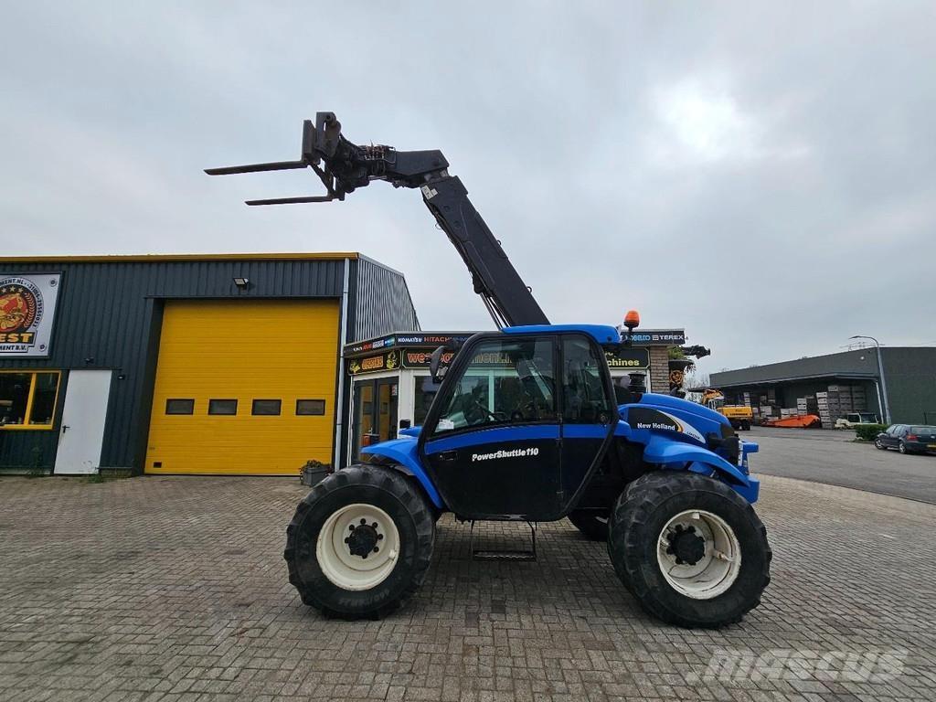 New Holland LM435A Teleskopické manipulátory