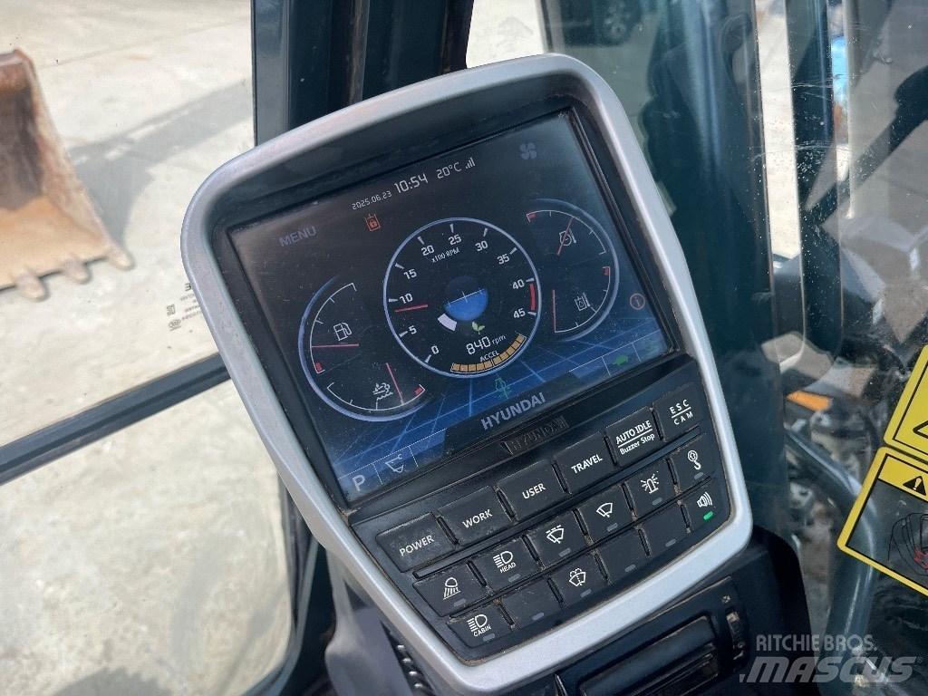 Hyundai HX220AL Pásová rýpadla