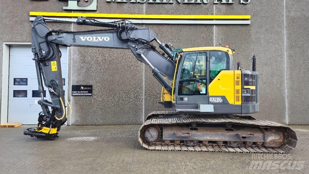 Volvo ECR 235 E L Pásová rýpadla