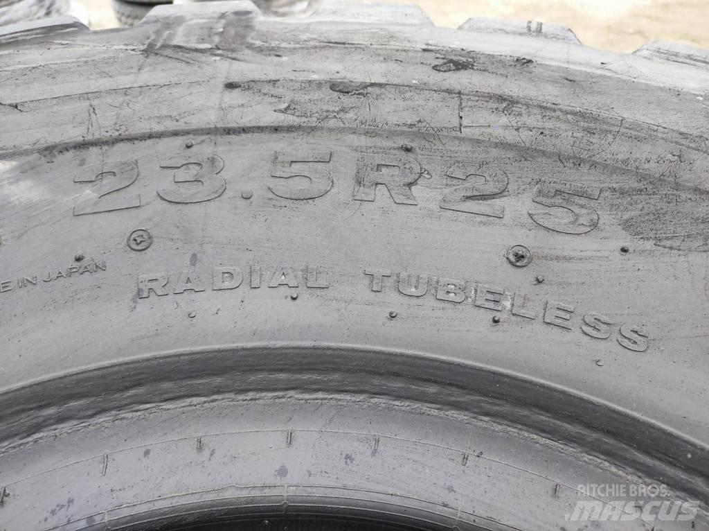  23.5 R25 tires Pneumatiky, kola a ráfky