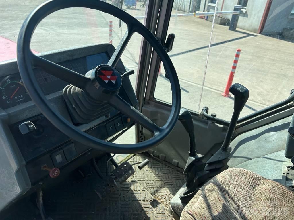 Massey Ferguson 3080 Traktory