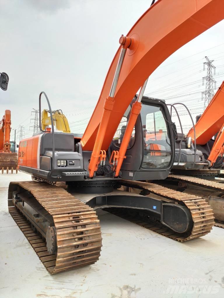 Hitachi ZX 210 H Pásová rýpadla