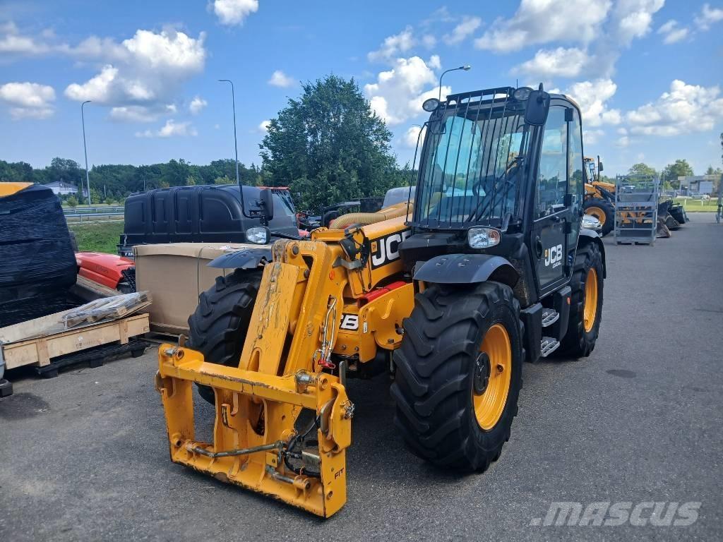 JCB 536-60 Agri Teleskopické nakladače pro zemědělství
