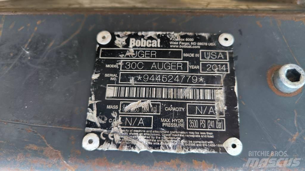 Bobcat 30 C Vrtací stroje