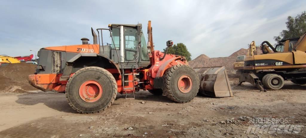 Hitachi ZW 310 Kolové nakladače