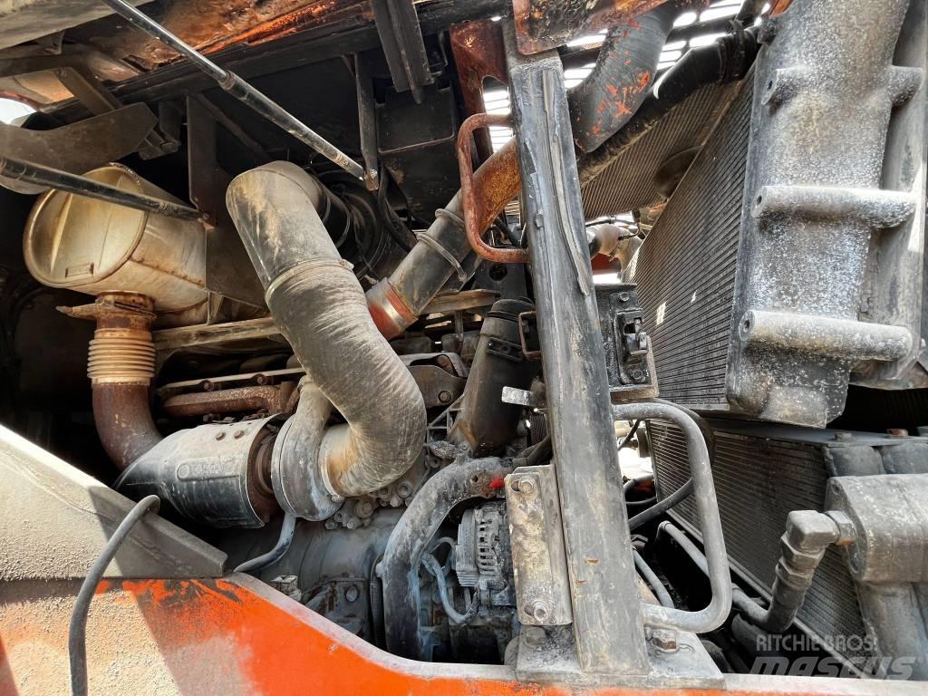 Hitachi ZW 310 Kolové nakladače