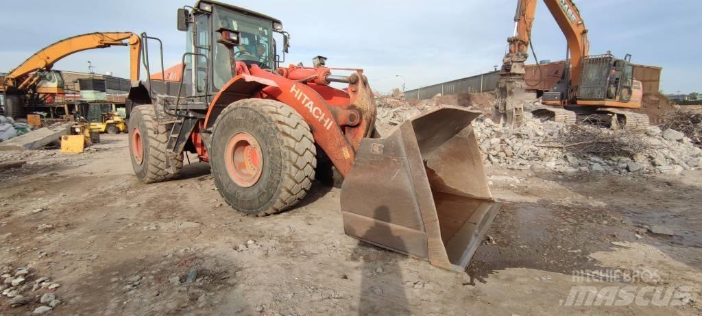 Hitachi ZW 310 Kolové nakladače