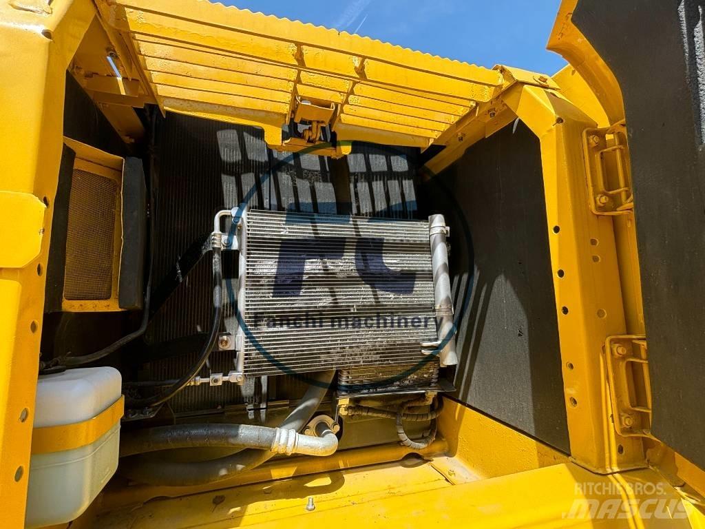 Komatsu PC 220 Pásová rýpadla