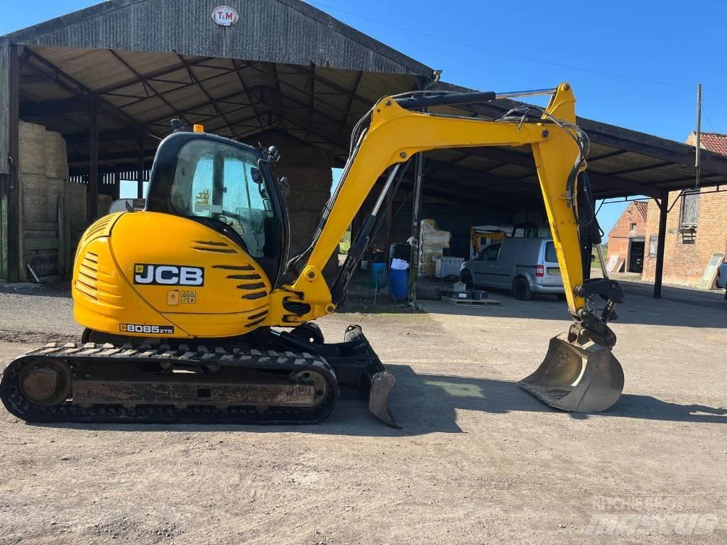 JCB 8085 ZTS Midi rýpadla 7t - 12t