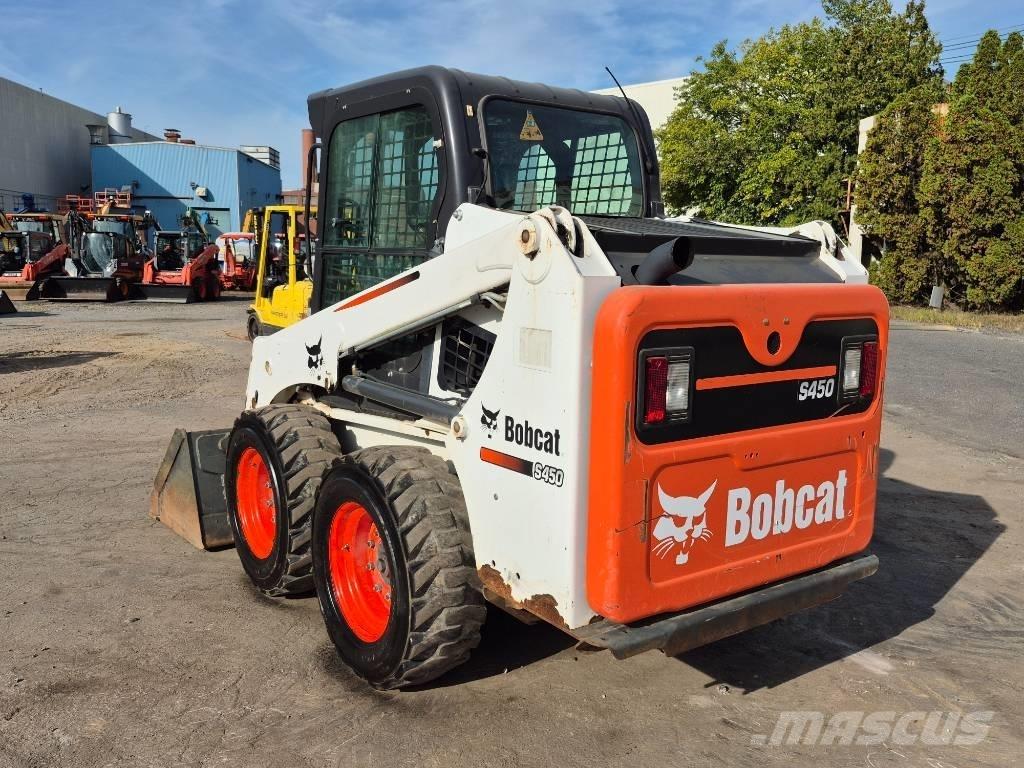 Bobcat S 450 Smykem řízené nakladače