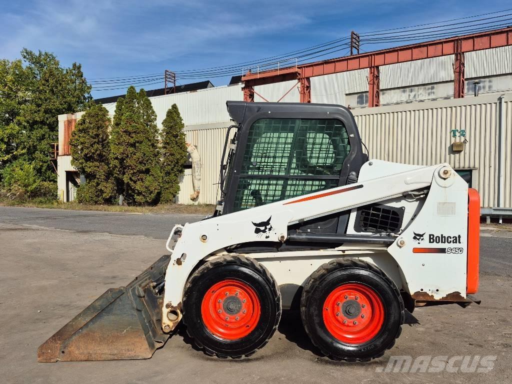Bobcat S 450 Smykem řízené nakladače