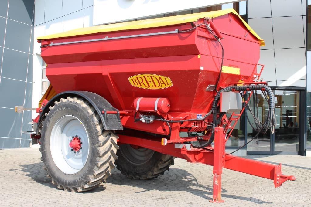 Bredal F 10 Rozmetadlo minerálních hnojiv