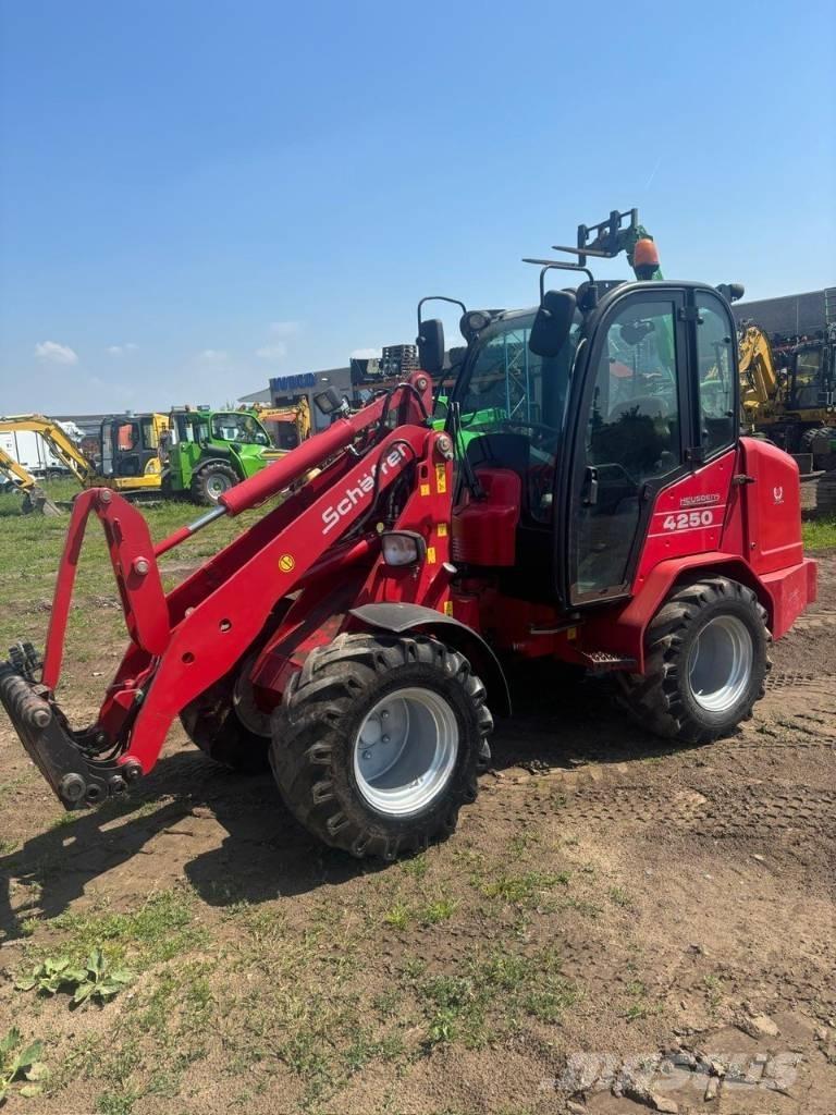 Schäffer 4250 Mininakladače