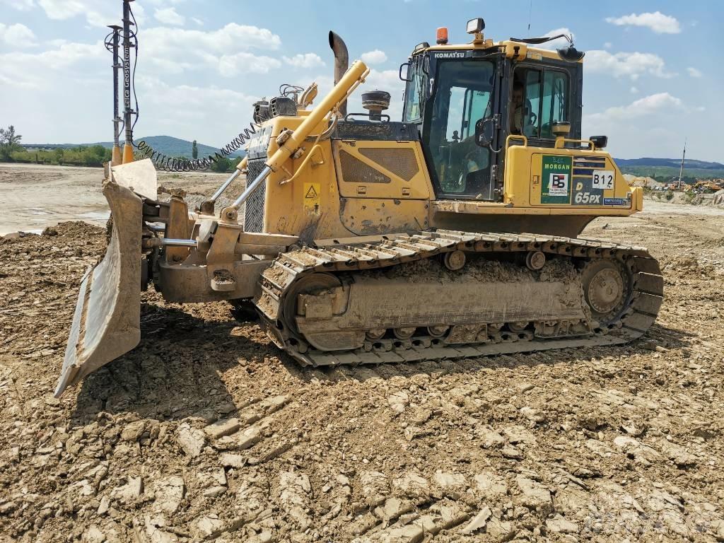 Komatsu D 65 PX-17 Pásové dozery