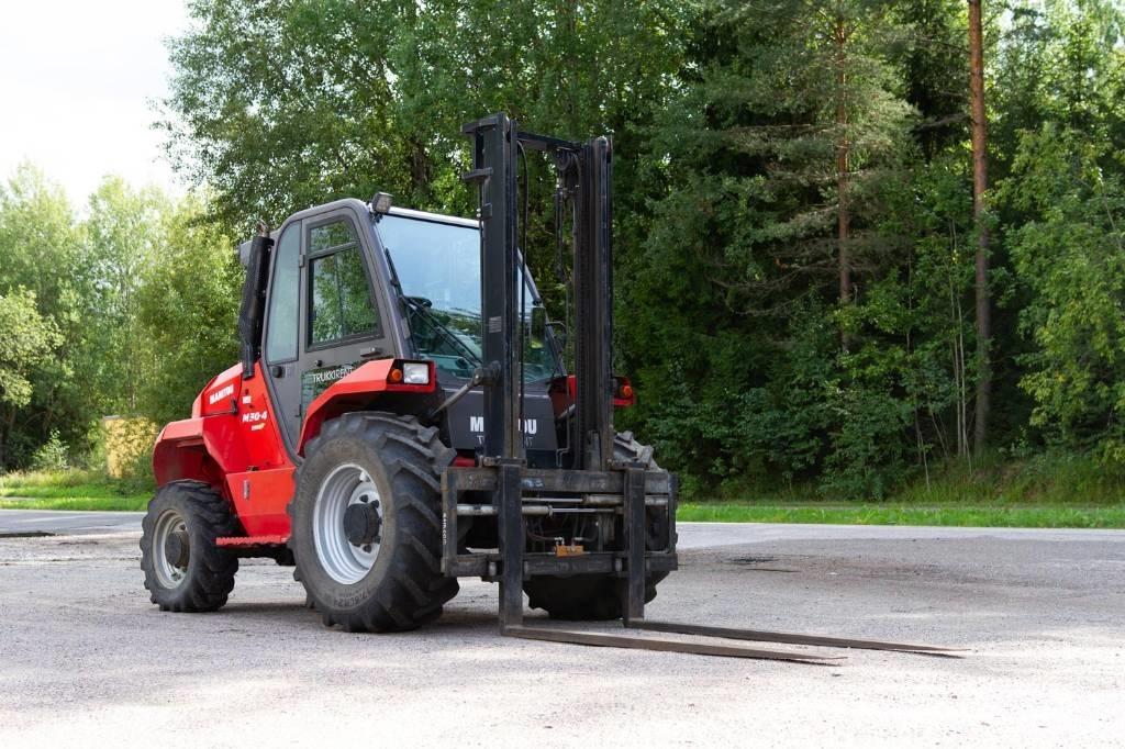 Manitou M 30.4 Terénní vysokozdvižné vozíky