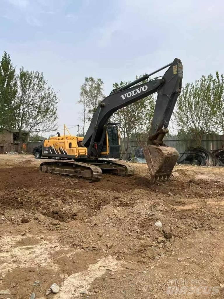 Volvo EC 240 Pásová rýpadla