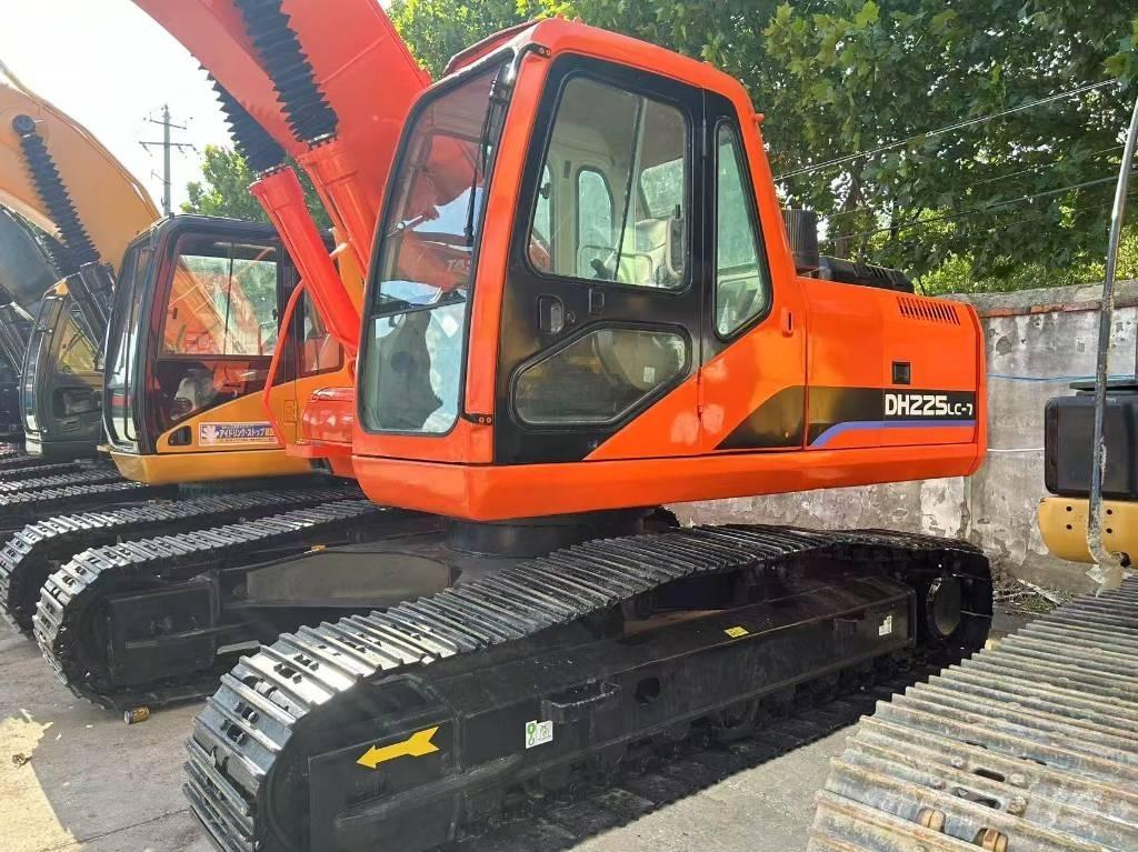 Doosan DH 225 LC-7 Pásová rýpadla