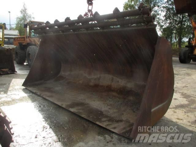 CAT 992 C Lopaty